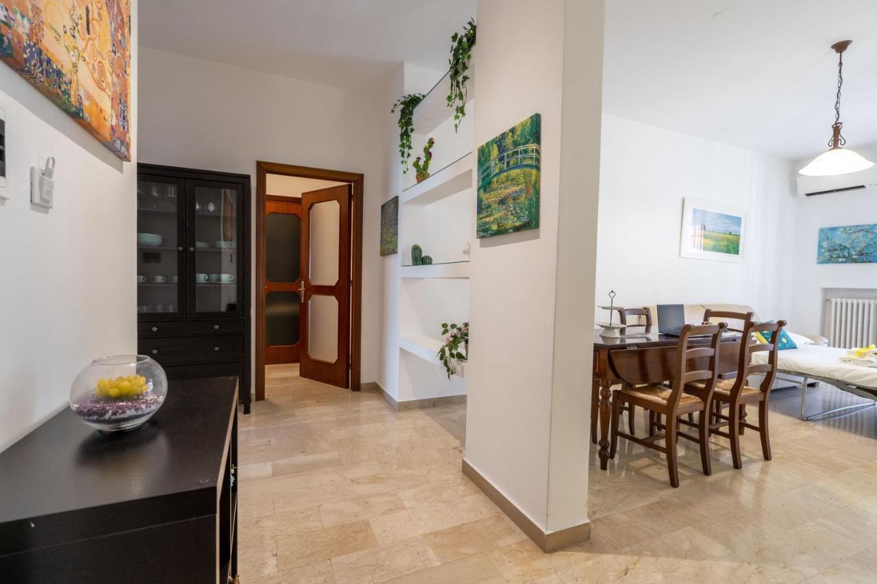 Universita & Stazione Airy Apartment With Parking Bari Ngoại thất bức ảnh