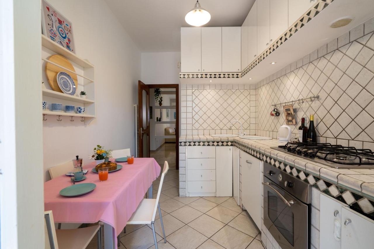 Universita & Stazione Airy Apartment With Parking Bari Ngoại thất bức ảnh
