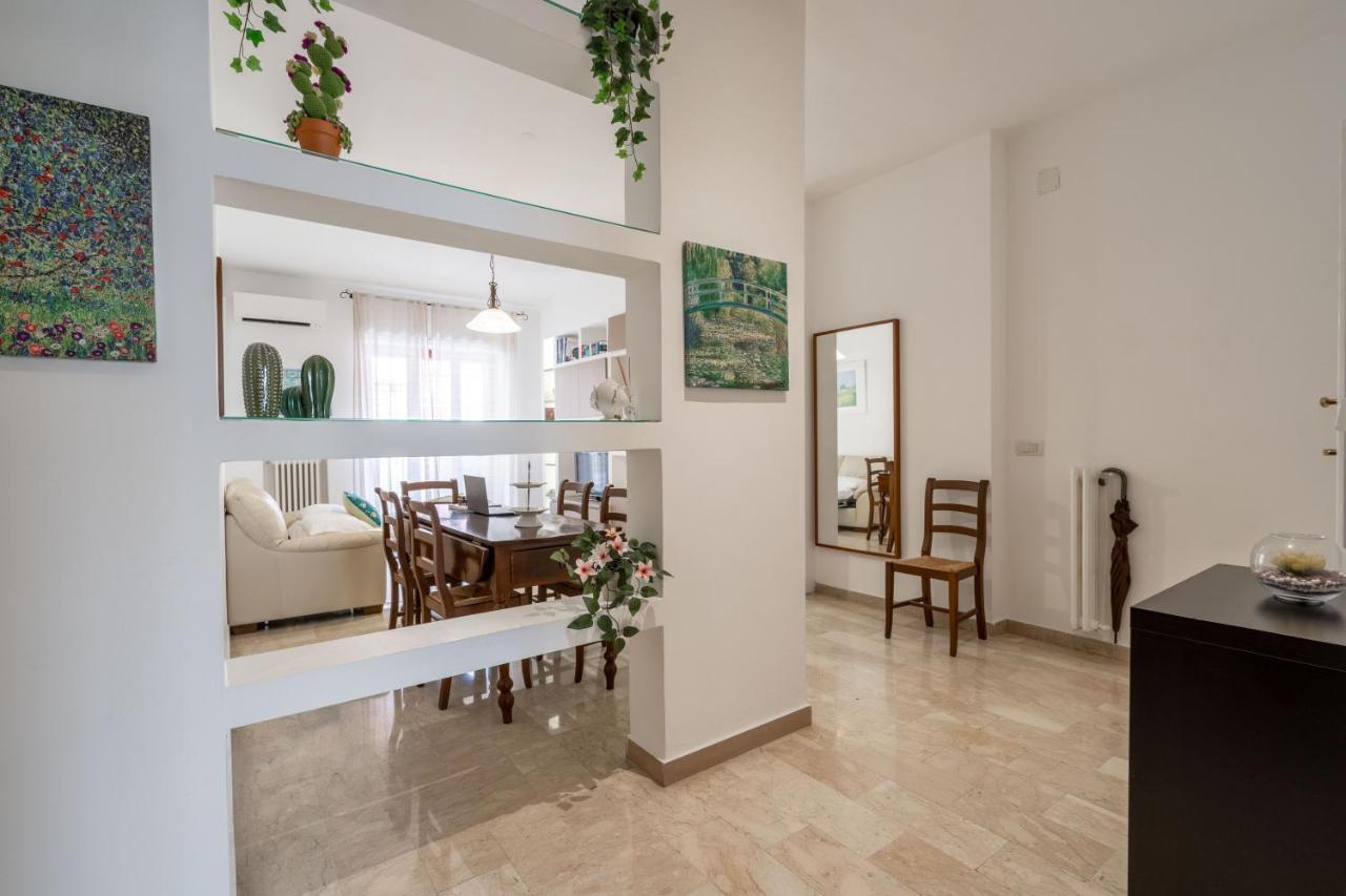 Universita & Stazione Airy Apartment With Parking Bari Ngoại thất bức ảnh